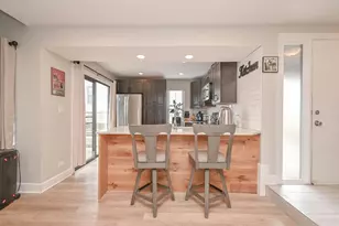 598 Dunham Rd, Gurnee, IL 60031 - Photo 6