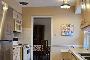 3700 Woodland Ln, Downers Grove, IL 60515 - Photo 8