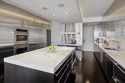 180 E Pearson Street #3401, Chicago, IL 60611 - Photo 14