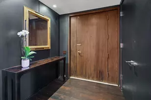 180 E Pearson St, Chicago, IL 60611 - Photo 2