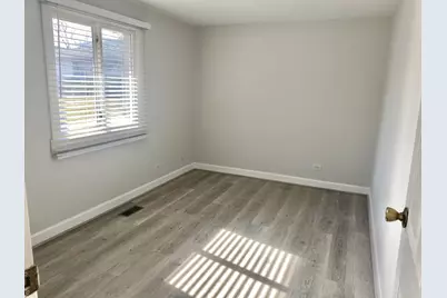 214 Barcliffe Lane #214, Schaumburg, IL 60194 - Photo 8