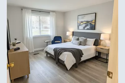 214 Barcliffe Lane #214, Schaumburg, IL 60194 - Photo 6