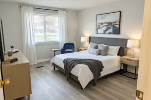 214 Barcliffe Ln, Schaumburg, IL 60194 - Photo 6