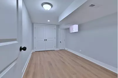9322 S Euclid Avenue, Chicago, IL 60617 - Photo 38