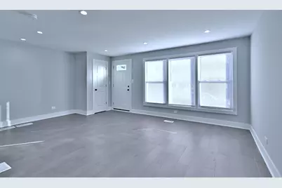 9322 S Euclid Avenue, Chicago, IL 60617 - Photo 6