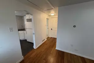 5938 Dunham Rd, Downers Grove, IL 60516 - Photo 2