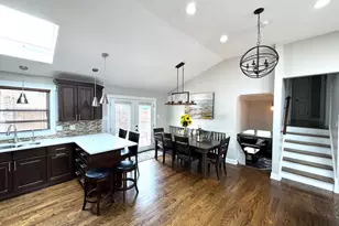 8057 Valley Dr, Palos Hills, IL 60465 - Photo 6