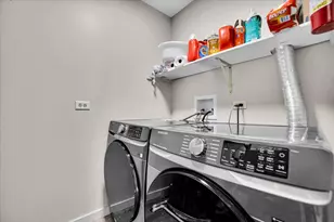 2664 College Hill Cir, Schaumburg, IL 60173 - Photo 26