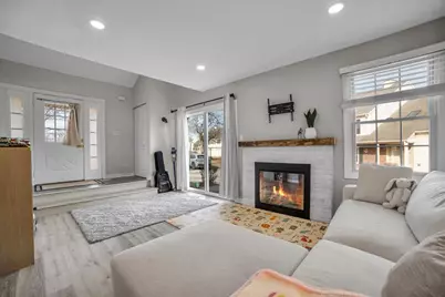 2664 College Hill Circle #381, Schaumburg, IL 60173 - Photo 6