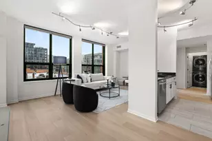 400 W Ontario St, Chicago, IL 60654 - Photo 6