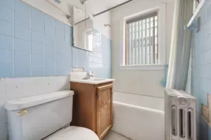 8104 S South Shore Dr, Chicago, IL 60617 - Photo 10