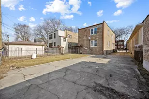 8104 S South Shore Dr, Chicago, IL 60617 - Photo 26