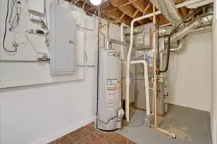 8461 Callie Ave, Morton Grove, IL 60053 - Photo 30