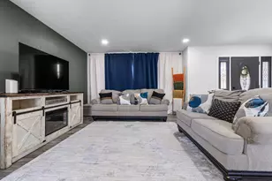 407 Wedgewood Ln, Belvidere, IL 61008 - Photo 6