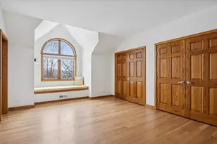 8425 Hickory Ct, Burr Ridge, IL 60527 - Photo 36