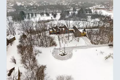 8425 Hickory Court, Burr Ridge, IL 60527 - Photo 2