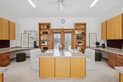 8425 Hickory Court, Burr Ridge, IL 60527 - Photo 16