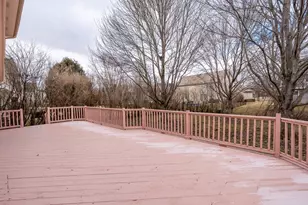 182 Montclair Rd, Vernon Hills, IL 60061 - Photo 14