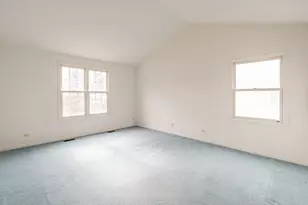 182 Montclair Rd, Vernon Hills, IL 60061 - Photo 12