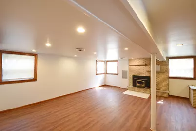 10945 S Lowe Avenue, Chicago, IL 60628 - Photo 18