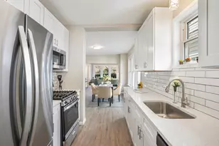 7947 S Kimbark Ave, Chicago, IL 60619 - Photo 8