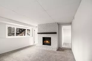 5209 Keene Ln, Hanover Park, IL 60133 - Photo 16