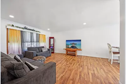 1861 Hollywood Avenue, Hanover Park, IL 60133 - Photo 4