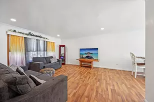 1861 Hollywood Ave, Hanover Park, IL 60133 - Photo 4