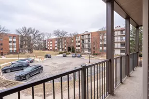 3070 Pheasant Creek Dr, Northbrook, IL 60062 - Photo 14