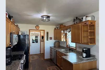 633 Park View Street #633, Pecatonica, IL 61063 - Photo 16