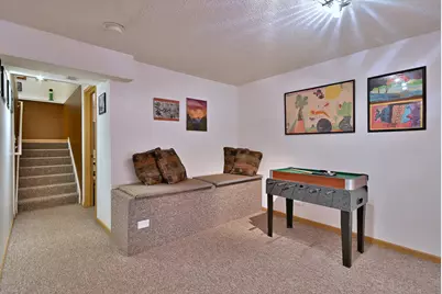 410 Manchester Road, Oswego, IL 60543 - Photo 26