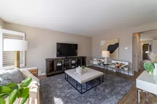 5806 S Menard Ave, Chicago, IL 60638 - Photo 2
