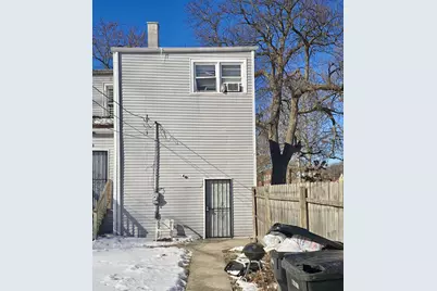 8101 S Muskegon Avenue, Chicago, IL 60617 - Photo 6