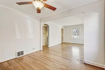6135 N Ozark Avenue, Chicago, IL 60631 - Photo 10