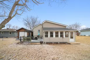 193 Chicago Rd, Paw Paw, IL 61353 - Photo 36