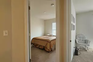 1268 Bradley Cir, Elgin, IL 60120 - Photo 18