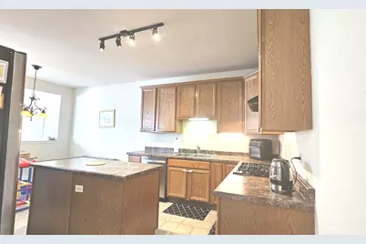 1268 Bradley Circle, Elgin, IL 60120 - Photo 10