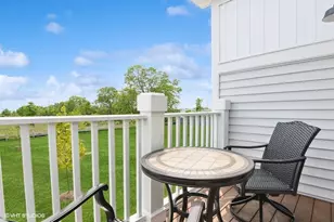 540 Comstock Rd, South Elgin, IL 60177 - Photo 8