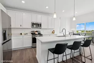 540 Comstock Rd, South Elgin, IL 60177 - Photo 10