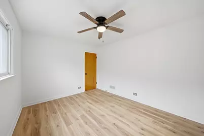 8846 S Dorchester Avenue, Chicago, IL 60619 - Photo 8