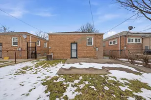 8846 S Dorchester Ave, Chicago, IL 60619 - Photo 32
