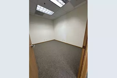 [Address not provided], McHenry, IL 60050 - Photo 8