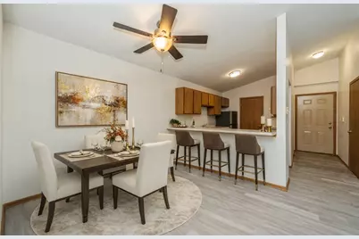 1371 Cunat Court #2-C, Lake in the Hills, IL 60156 - Photo 4
