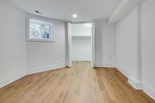 2453 N Mozart St, Chicago, IL 60647 - Photo 10