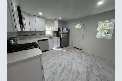 11333 S Edbrooke Avenue, Chicago, IL 60628 - Photo 8