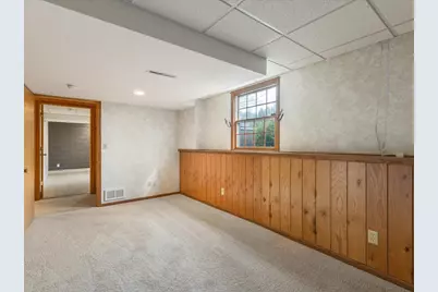 754 E Equestrian Pointe Drive, Oregon, IL 61061 - Photo 32