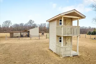 754 E Equestrian Pointe Dr, Oregon, IL 61061 - Photo 52