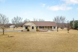 754 E Equestrian Pointe Dr, Oregon, IL 61061 - Photo 1