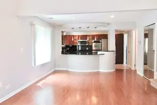 43 Buckingham Ln, Buffalo Grove, IL 60089 - Photo 4