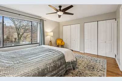 1627 W Belle Plaine Avenue, Chicago, IL 60613 - Photo 18